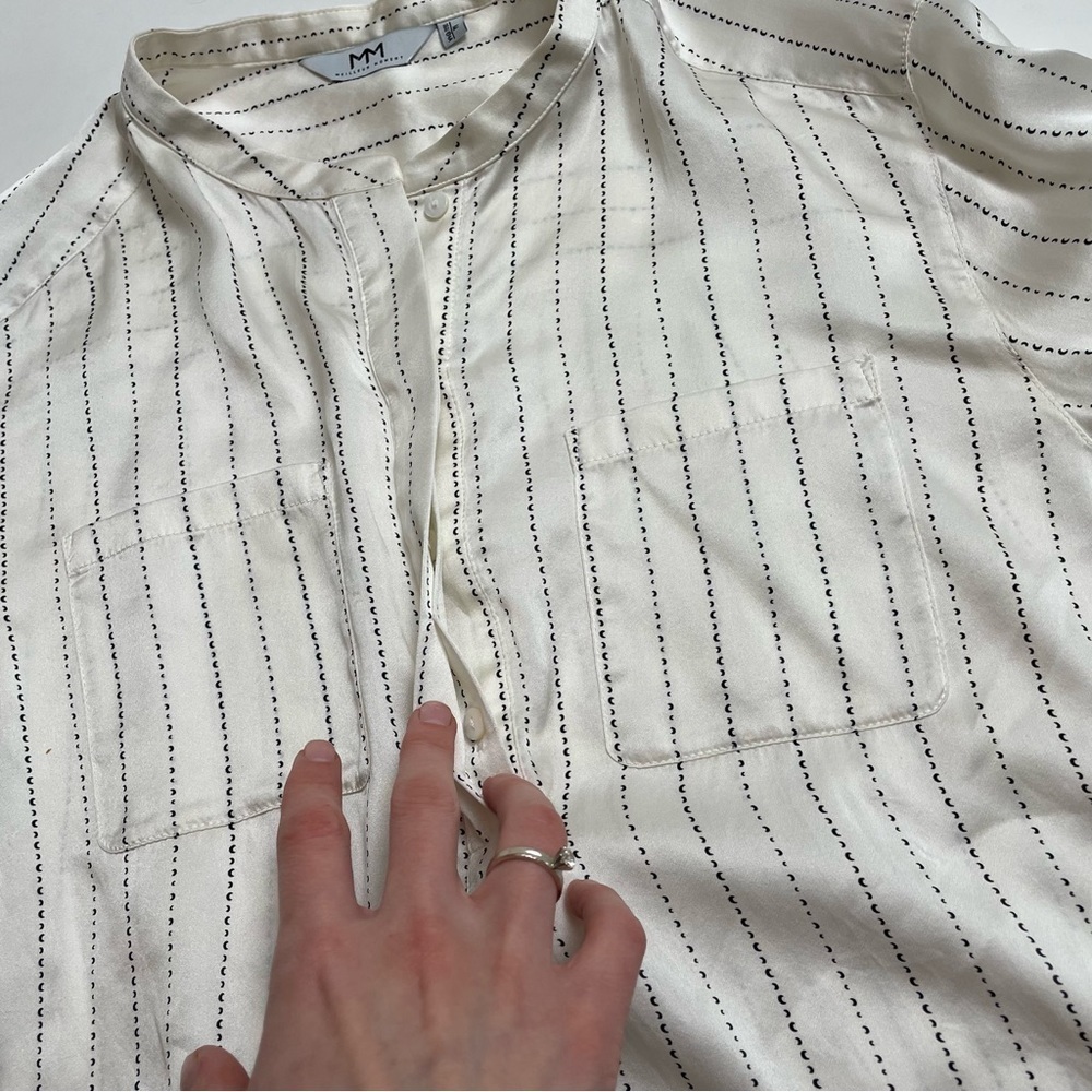 MEILLEUR MOMENT silk pinstripe button down blouse - Picture 4 of 7